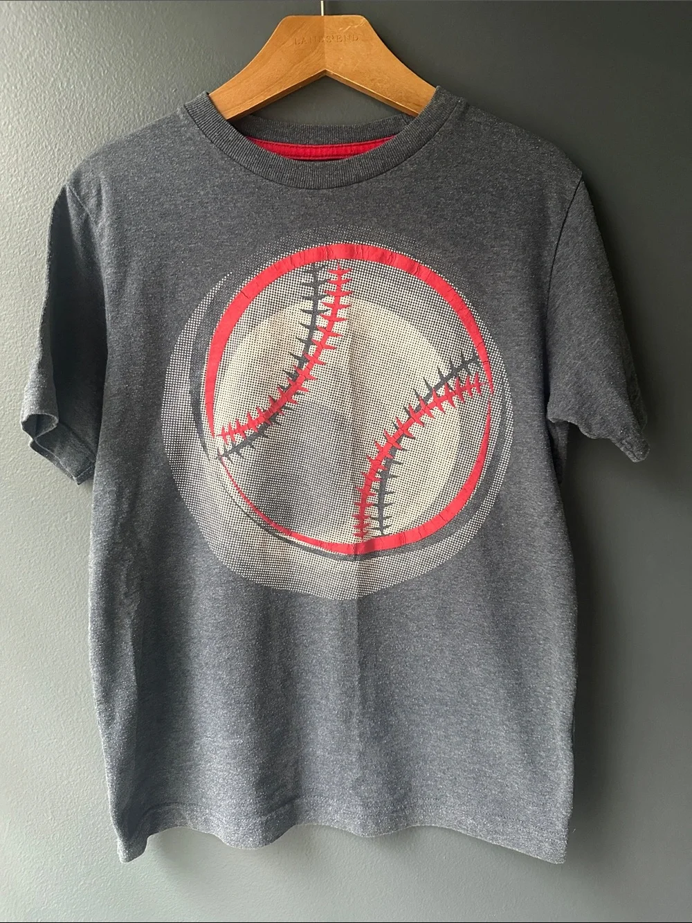 Old Navy boys tee shirt size medium baseball blue red white